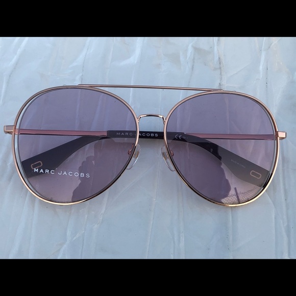 Marc Jacobs Aviator Sunglasses w/Case - Picture 5 of 8